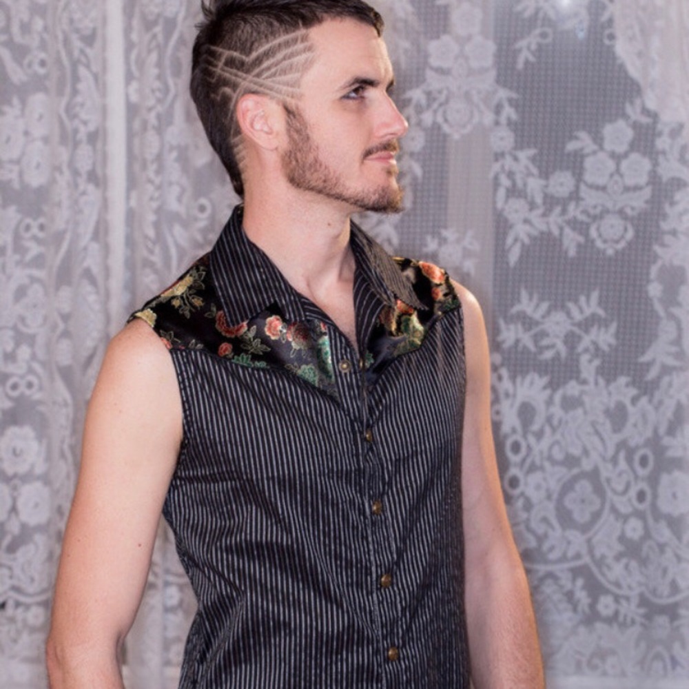 Pinstripe Sleeveless Men’s Festival Shirt